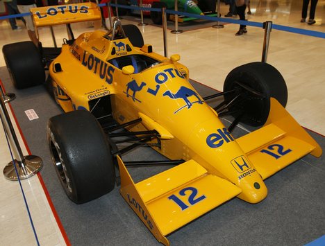 RENAULT F1 TEAM RENUALT RS27